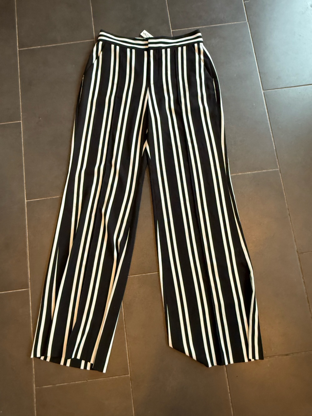Alice + Olivia Black and White Striped High-Waist Pants